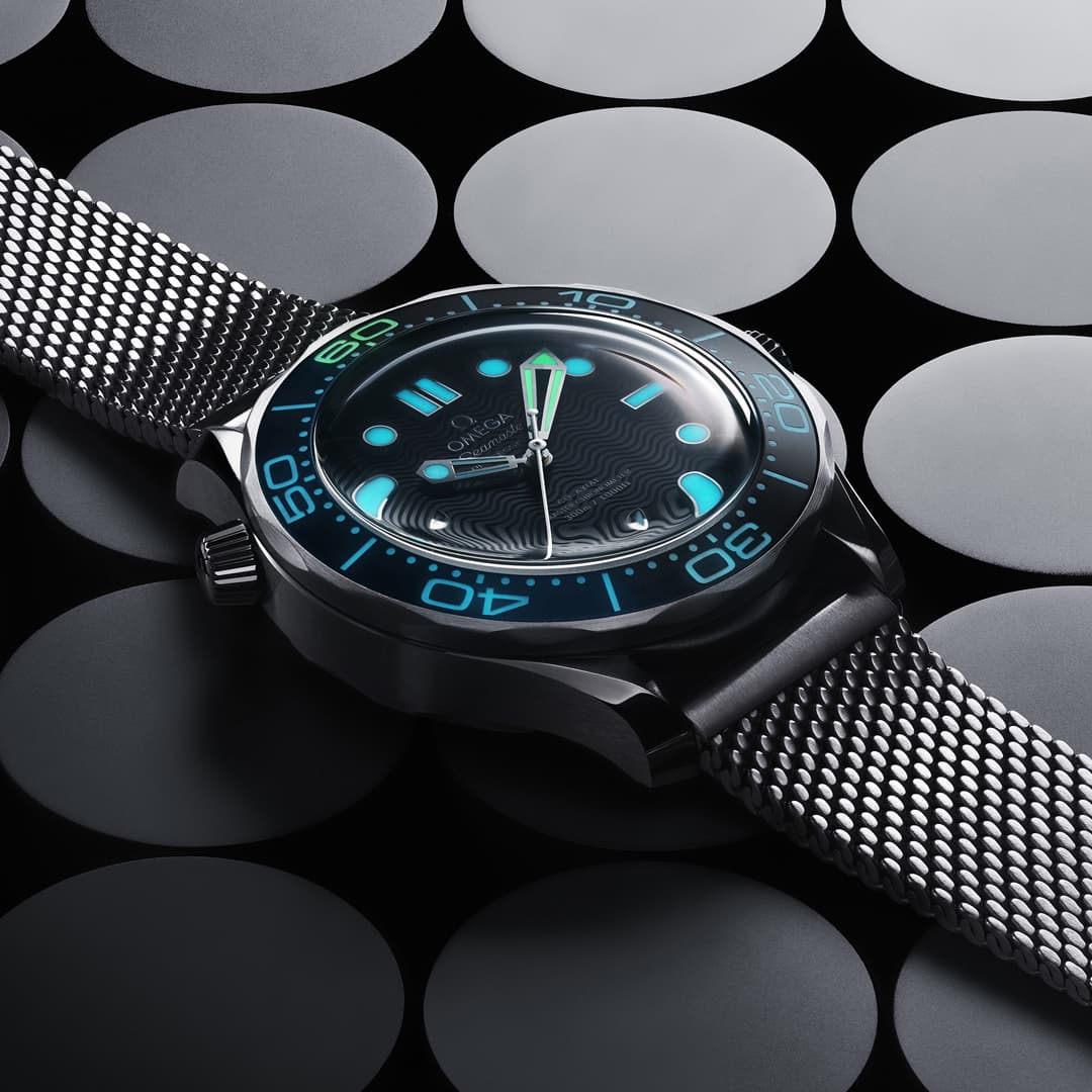 OMEGA-Seamaster-Diver-300-James-Bond-1