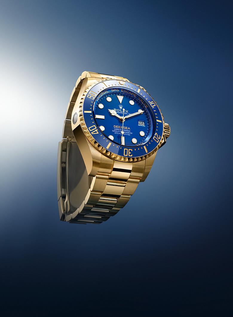 rolex-new-watches-2024-deepsea-watch-of-the-deep_M136668LB-0001_2401jva_003_rvb-portrait