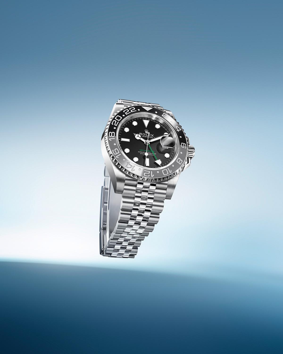 rolex-new-watches-2024-gmt-master-ii-several-time-zones_M126710GRNR-0004_2401jva_002_rvb