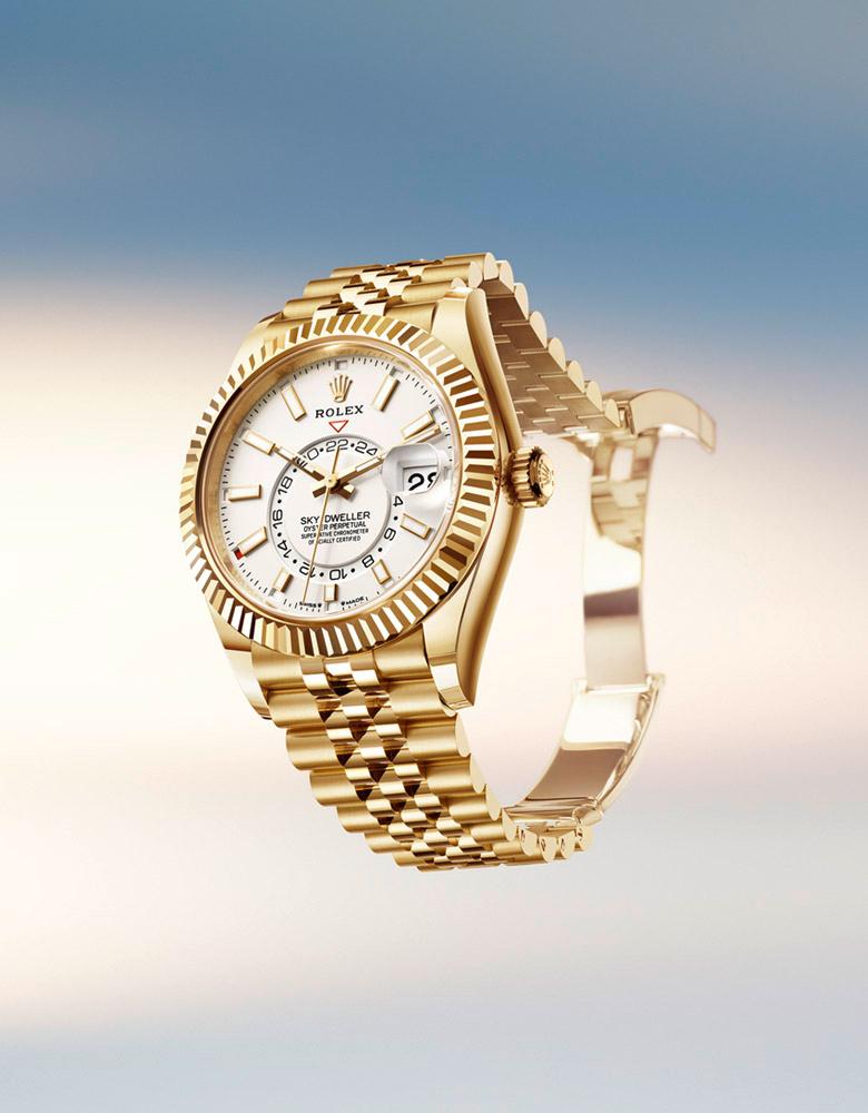 rolex-sky-dweller-m336938-0006_2401jva_001_rvb-portrait