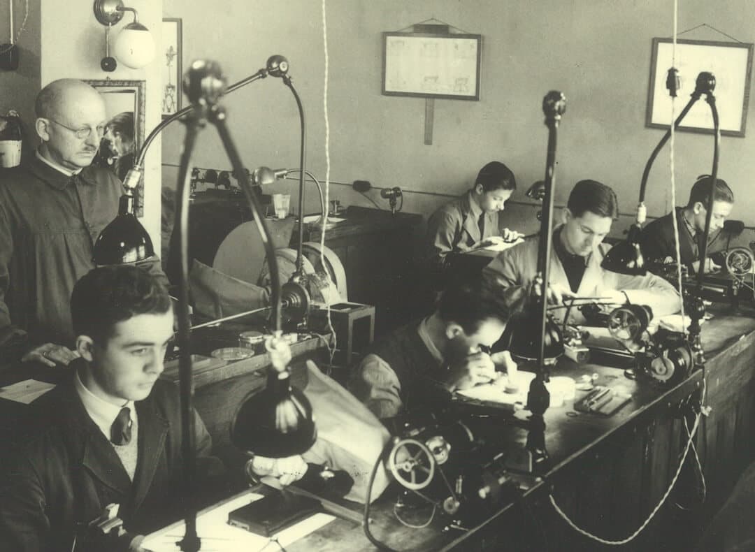 Urmaker-Skolen-med-Paul-Bjerke1