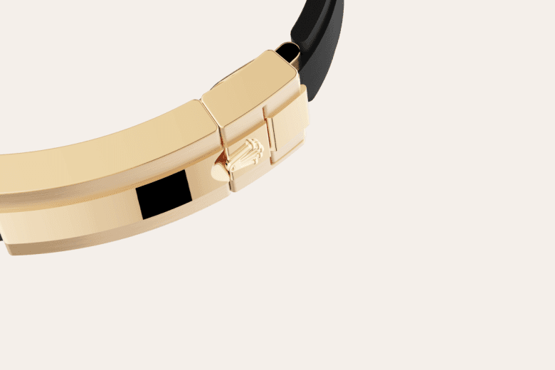 Feature1_Asset portrait M126518LN-0014